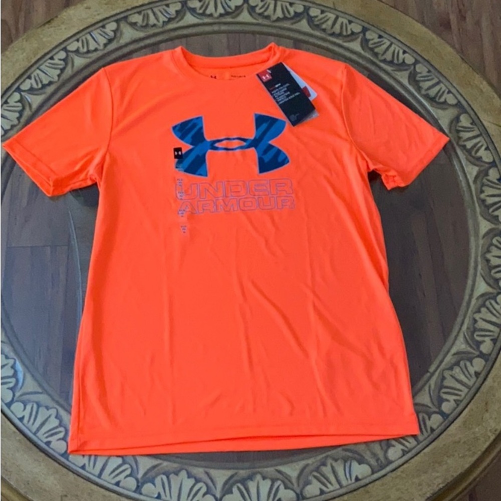 UNDER ARMOUR (YM) BOYS OUTFIT